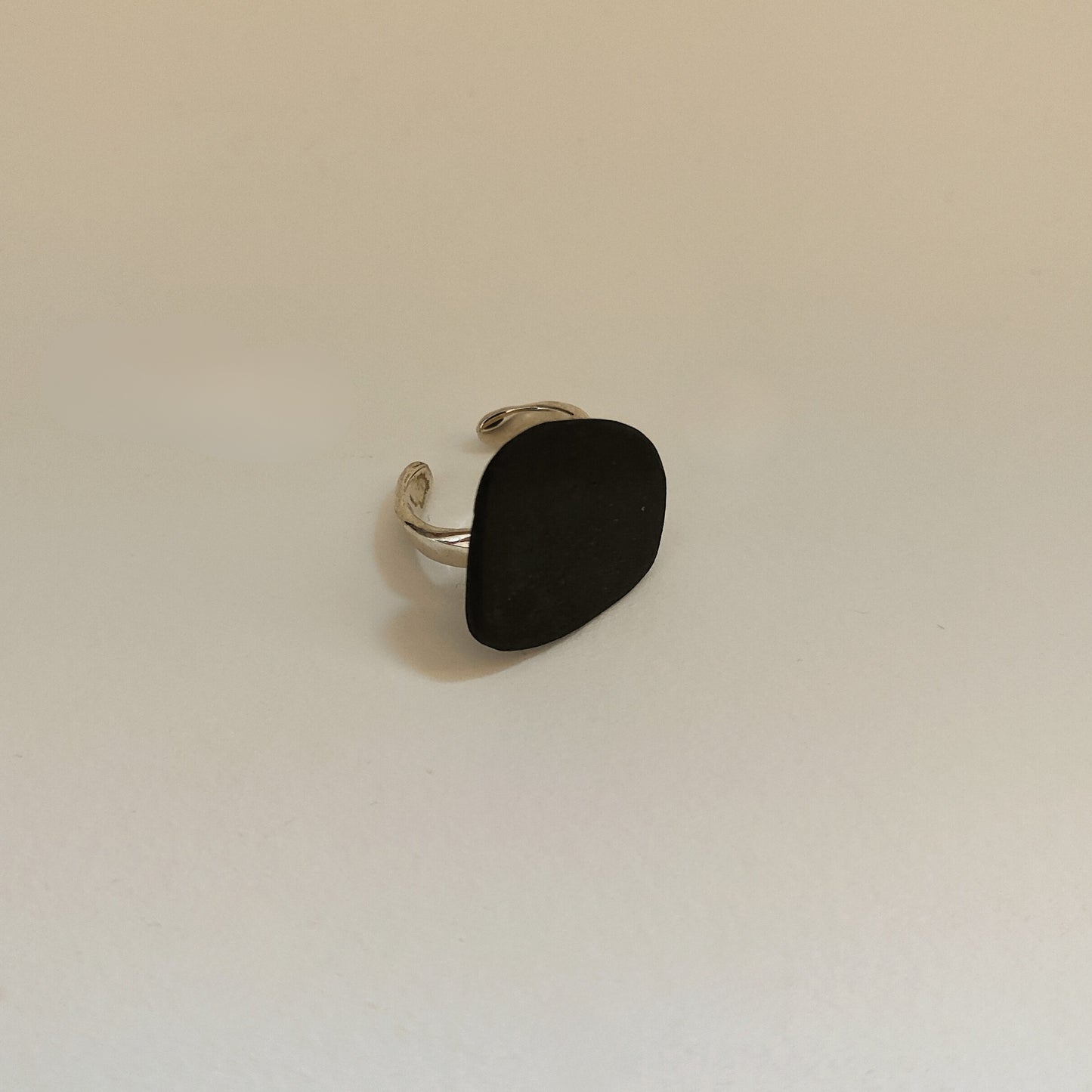 Almira Ring