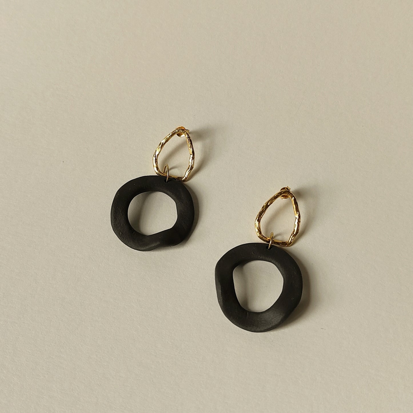 Exomiti Earrings