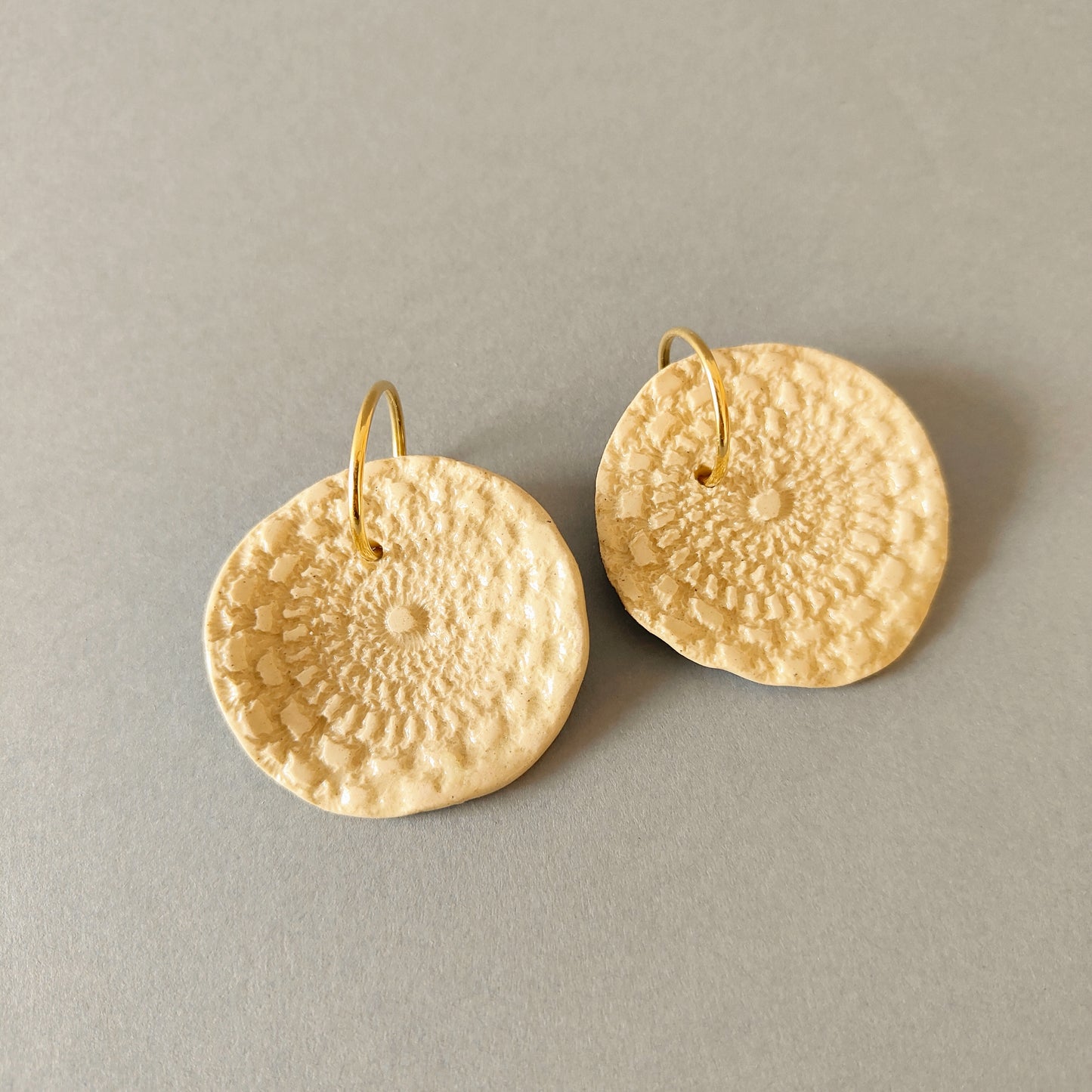 Gialiskari Earrings